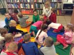 Biblioterapia - Przeszkole Siostr Augustianek. 29.05 (4).JPG